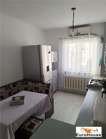 Apartament de Inchiriat 3 Camere , Zona Cetate - Photo 4