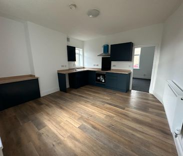 Oxford Street, Colne - Photo 4