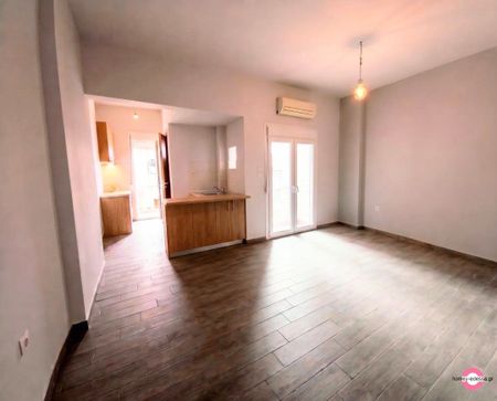 Studio/Γκαρσονιέρα για ενοικίαση Πυροπαθών (Νεάπολη) - Photo 2