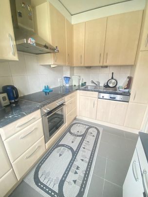 Quiet 3.5-ZW at 83 m² on the 1st floor - Photo 1