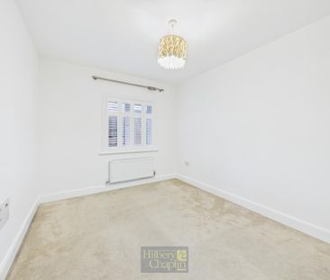 4 bedroom detached house to rent - Photo 4