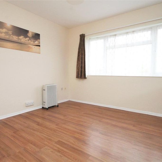 House to rent - Photo 1