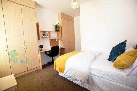 12 Vicars Cross Road, CH3 5NL - Photo 5