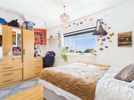 5 bedroom semi-detached house to rent - Photo 5