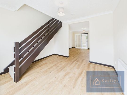 3 bedroom end of terrace house to rent - Photo 1