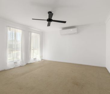 Family Home with Solar Electricity - Photo 2