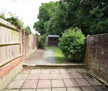 2 bedroom terraced house to rent - Photo 6