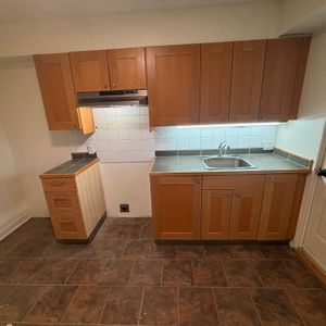 3 1/2 A LOUER ELECTRO INCLUS ROSEMOUNT 6834 CHATELAIN $1,300 - Photo 2