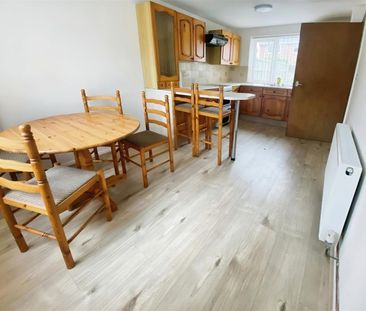 Winterton Road, Bulkington, Bedworth - Photo 1