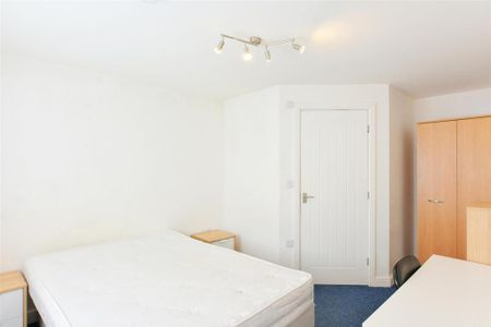 4 bedroom house to rent - Photo 3