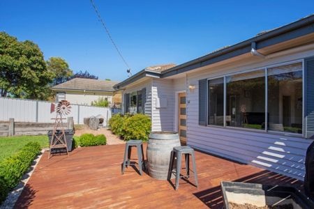 32 Curnow Street Golden Square VIC - Photo 4