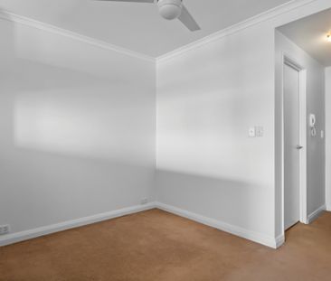 302/508 Riley Street, Surry Hills NSW 2010 - Studio For Rent | Domain - Photo 2