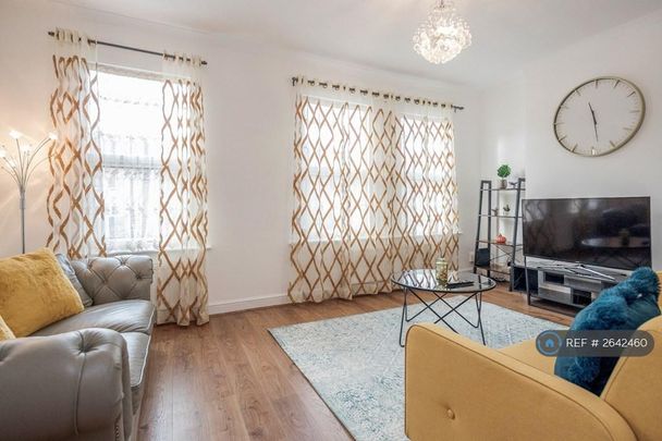 3 bedroom maisonette to rent - Photo 1