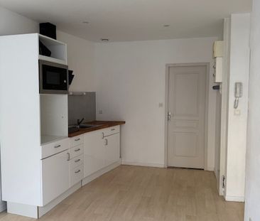 Location Appartement 2 pièces 30m² MONTMORILLON 86500 - Photo 5