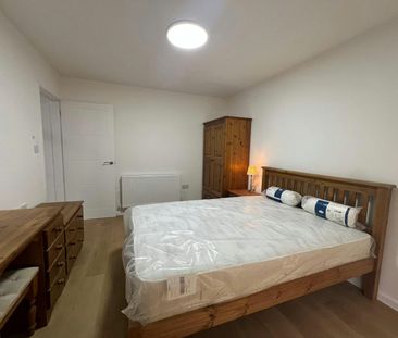 Flat to rent on - Photo 6