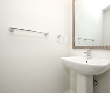 For Lease - 721 Lawrence Avenue Unit# 82, Toronto, Ontario - Photo 4