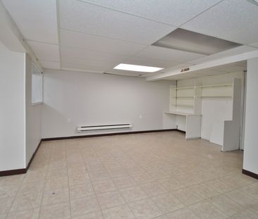 For Lease - 3691 Albion Road Unit# 52, Blossom Park - Airport and A... - Photo 6
