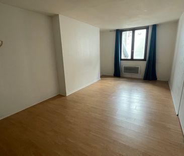 Location beau Studio de 30 m² rue Elie Berthet – Limoges – Begip - Photo 2