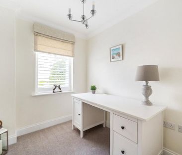 2 bedroom semi-detached house to rent - Photo 4