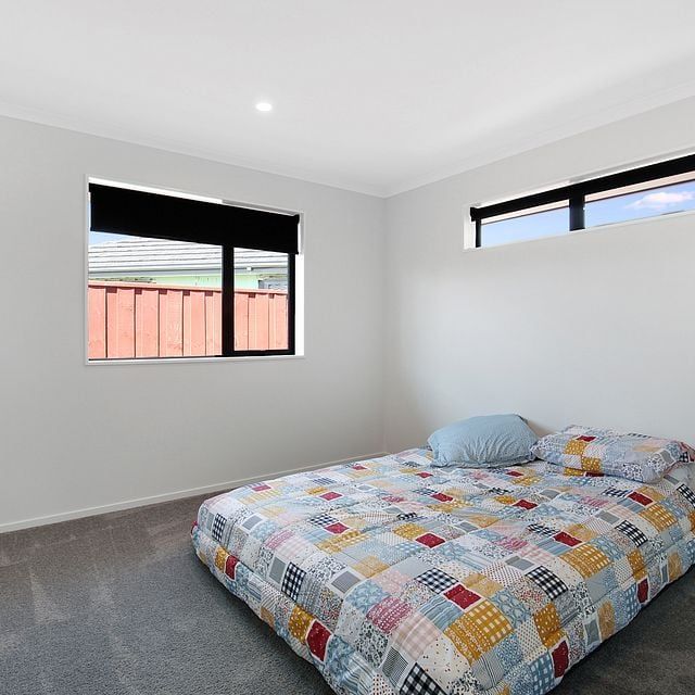 Lovely sunny 2024 4 bed home available for rent - Photo 1