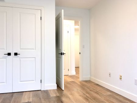 For Lease - 18 Sommerset Way Unit# 1515, Toronto, Ontario - Photo 2