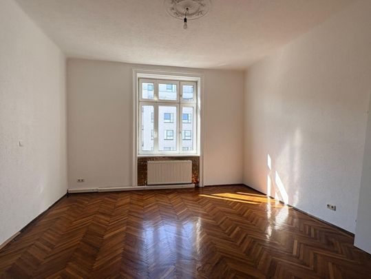 UNBEFRISTETE 3 Zimmer Familienwohnung – direkt beim Quellenplatz! - Photo 1