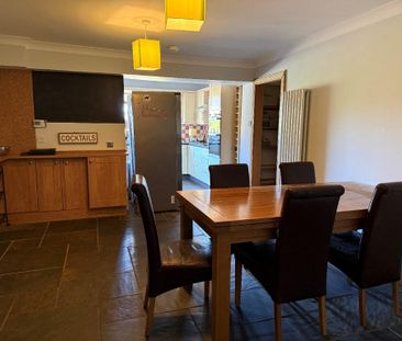 3 bedroom detached house to rent - Photo 5