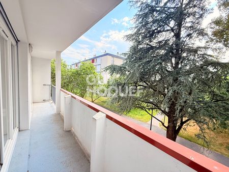 Location Appartement 3 pièces 71m² - Photo 4