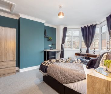 Room 4 – Nuneaton - Photo 2