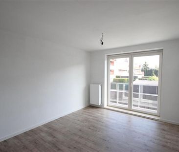 Instapklaar 2 slaapkamer appartement met overdekt terras. - Photo 5