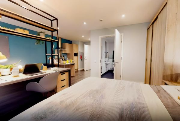 Platinum Studio Plus - Photo 1