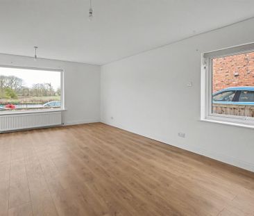 4 bedroom detached house to rent - Photo 6