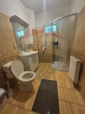 Casă cu 5 camere Parneava - Fotografie 4