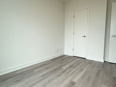 For Lease - 3071 Trafalgar Road Unit# 1007, Oakville, Ontario - Photo 4