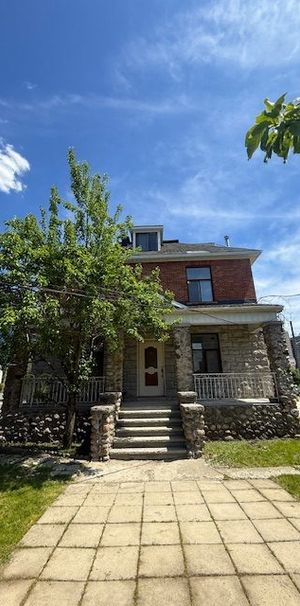 337 Montgomery StOttawa, ON K1L 7X1, Canada - Photo 1