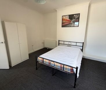 1 Bed Flat, Radford Boulevard, NG7 - Photo 3