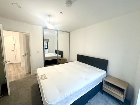 ScutariClose, Derby - Photo 3