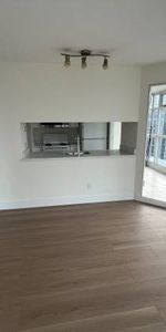 Ocean View Downtown 1BR + Solarium for Rent - Photo 3