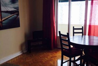 Quarto em Lisboa junto Av Roma