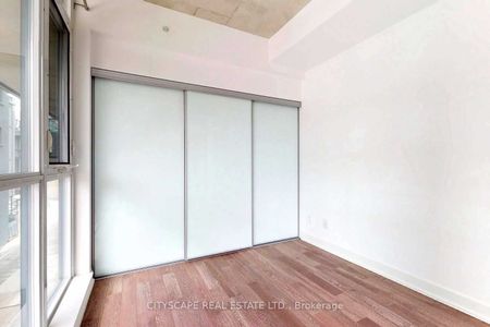 Carlaw Lofts 1190 - Photo 3