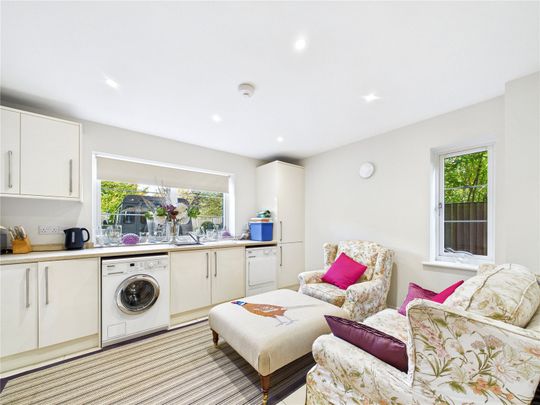 Old Maltings Approach, Melton, Woodbridge, IP12 1FN - Photo 1