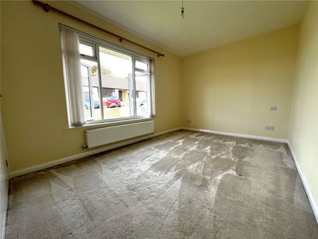 Maclins Close, South Molton, Devon, EX36 - Photo 2