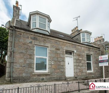 3 bedroom flat to rent - Photo 2