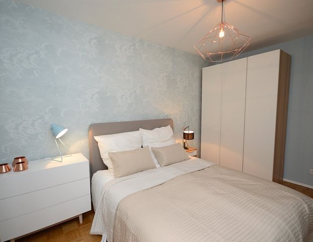 City-Residence: Elegant möblierte 3-Zi.-Wohnung mit Balkon nahe Grüneburgweg - Foto 1