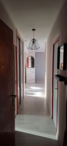 Location Appartement 3 pièces 62m² BESANCON 25000 - Photo 2