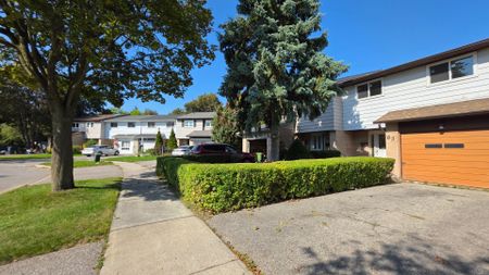 For Lease - 63 Osterhout Place, Toronto, Ontario - Photo 3