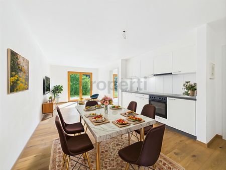 Modern 2.5-room apartment in a quiet location with a versatile leisure offer - Photo 2