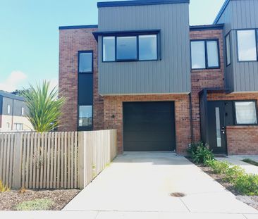 Modern Living - Photo 4