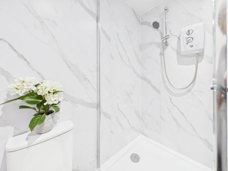 6 bedroom terraced house to rent - Photo 3