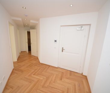 Denkmalgeschütztes Objekt mit Fußbodenheizung und Parkett - Photo 6